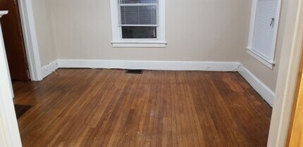 33 Lafayette St, Unit 1 in White Plains, NY - Foto de edificio - Building Photo