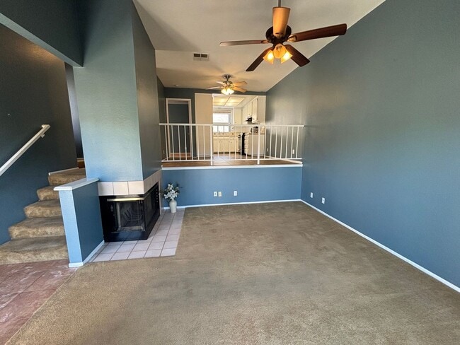 27667 Ironstone Dr in Santa Clarita, CA - Building Photo - Building Photo