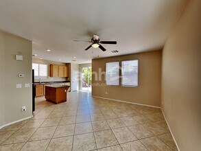 10137 Hollis Mountain Ave in Las Vegas, NV - Building Photo - Building Photo