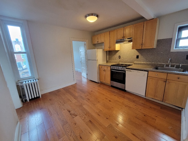 407 South St in Philadelphia, PA - Building Photo - Building Photo