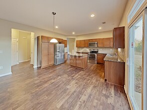 822 Commerce Trl in Canton, GA - Building Photo - Building Photo