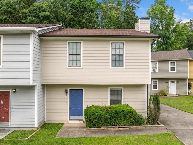 property at 112 Woodberry Ct