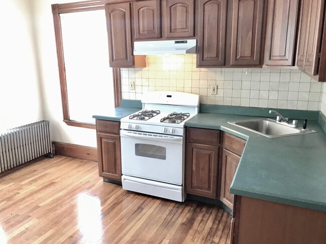 336 Centre St in Boston, MA - Building Photo - Building Photo