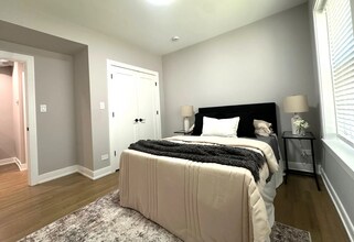 2641 W Carmen Ave, Unit 1 in Chicago, IL - Building Photo - Building Photo