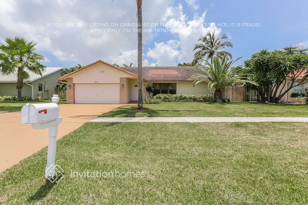 417 Apache Ln in Boca Raton, FL - Building Photo