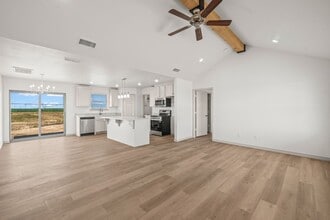 10811 N County Rd 2800 in Lubbock, TX - Building Photo - Building Photo