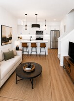 9703 174 St NW in Edmonton, AB - Building Photo