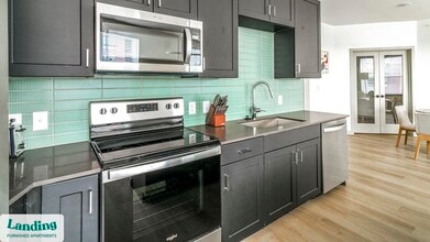 91 Jensen Dr, Unit 2303 in Houston, TX - Building Photo - Building Photo