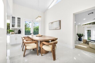 3138 Lakeview Dr in Delray Beach, FL - Foto de edificio - Building Photo