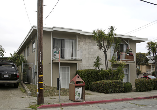 901-911 55th St in Oakland, CA - Foto de edificio - Building Photo