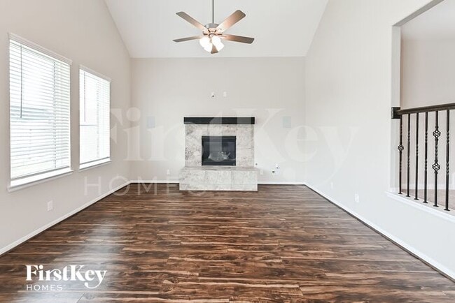 4718 Painted Bunting Ln in Baytown, TX - Foto de edificio - Building Photo