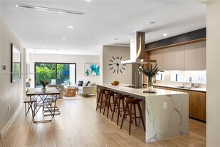 1520 SW 12th Ave in Miami, FL - Building Photo