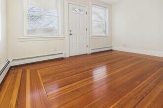 34 Alice St in East Providence, RI - Building Photo - Building Photo