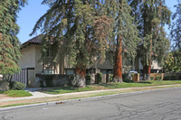 Casa Serena in Fresno, CA - Building Photo - Building Photo