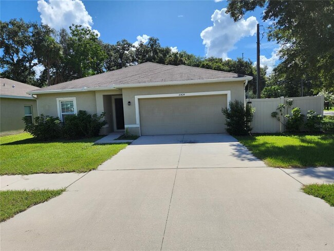 10424 Candleberry Wds Ln in Gibsonton, FL - Building Photo - Building Photo