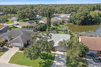 4814 Country Oaks Blvd, Unit 3 in Sarasota, FL - Building Photo - Building Photo
