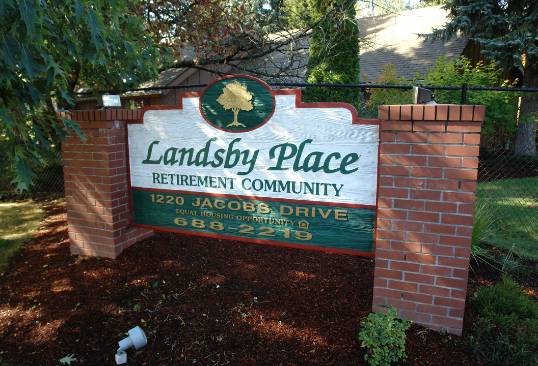 Landsby Place Retirement Community in Eugene, OR - Building Photo