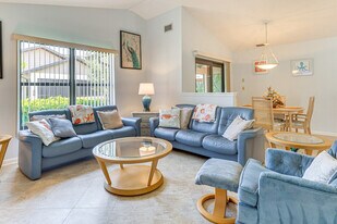 11651 Pointe Cir in Ft. Myers, FL - Building Photo