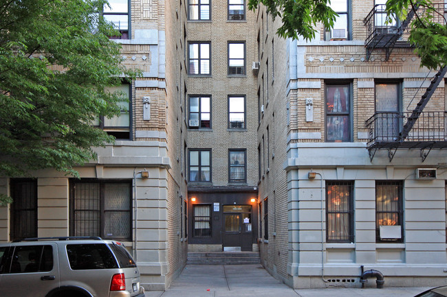 315 W 115th St in New York, NY - Building Photo - Building Photo