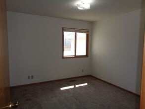 1230 W Washington St in Lincoln, NE - Building Photo - Building Photo