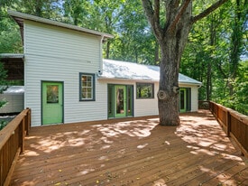 1896 Highway 80 S in Burnsville, NC - Building Photo