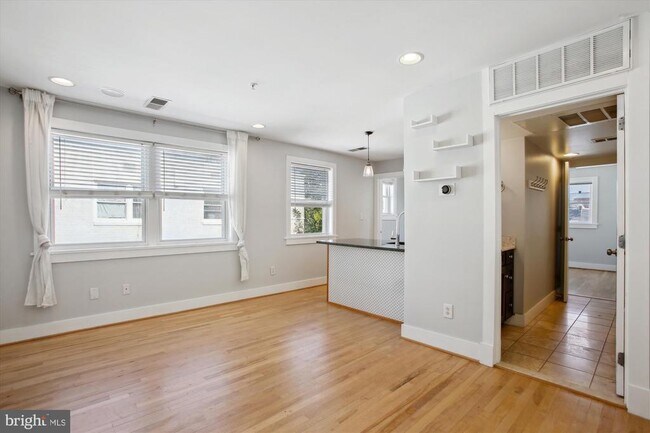 2600 Sherman Ave NW in Washington, DC - Building Photo - Building Photo