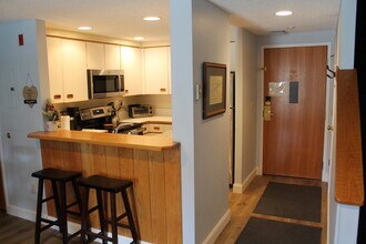 48 Cooper Memorial Dr in Lincoln, NH - Building Photo - Building Photo