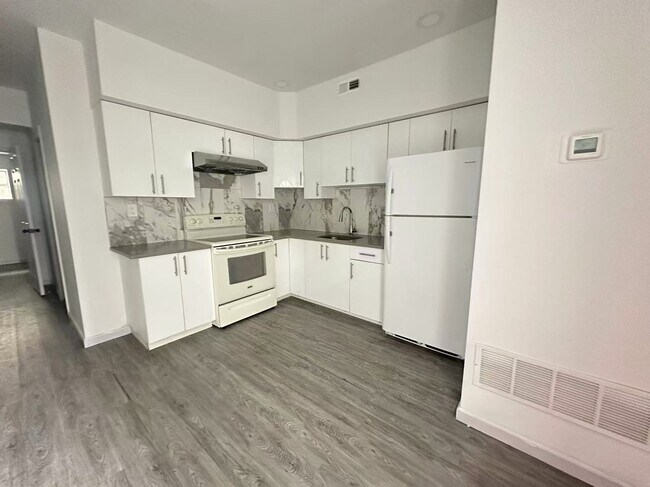 property at 915 Washington Ave