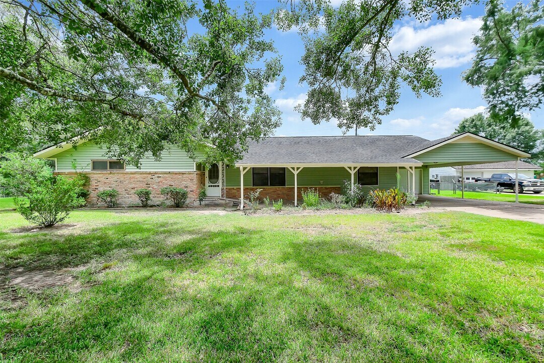 3605 Longherridge Dr in Pearland, TX - Building Photo