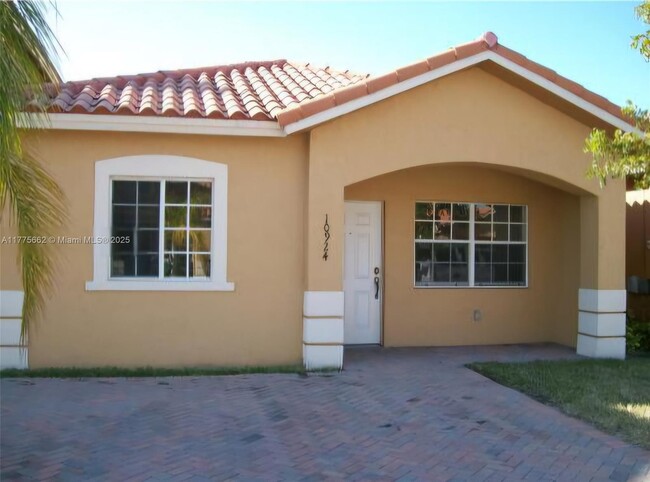property at 10924 SW 182nd Ln