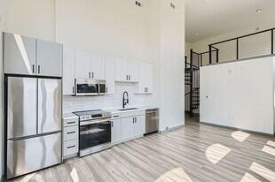 Kenyon in Denver, CO - Building Photo