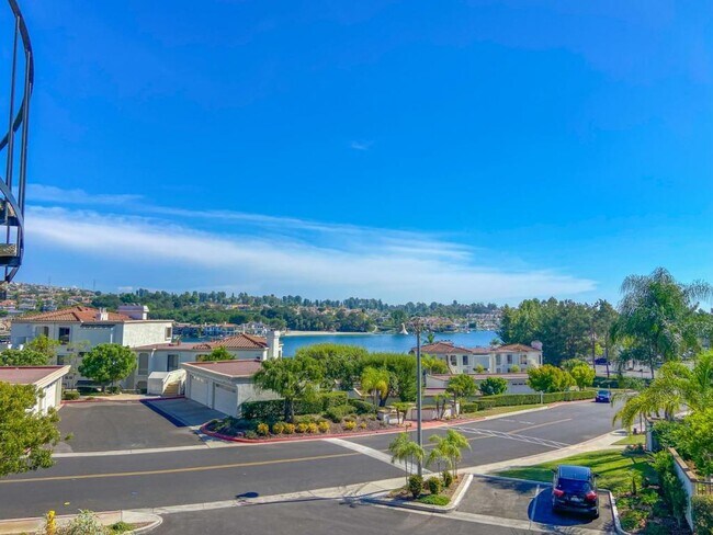 22608 La Puebla in Mission Viejo, CA - Building Photo - Building Photo