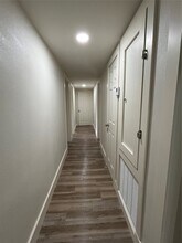 2633 W Main St in Baytown, TX - Building Photo - Building Photo