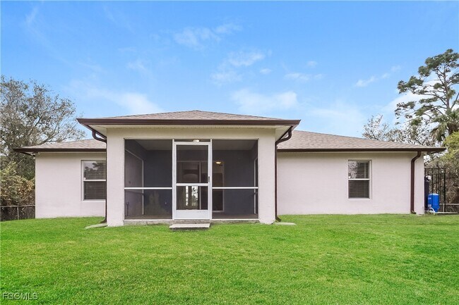 3004 15th St W in Lehigh Acres, FL - Building Photo - Building Photo