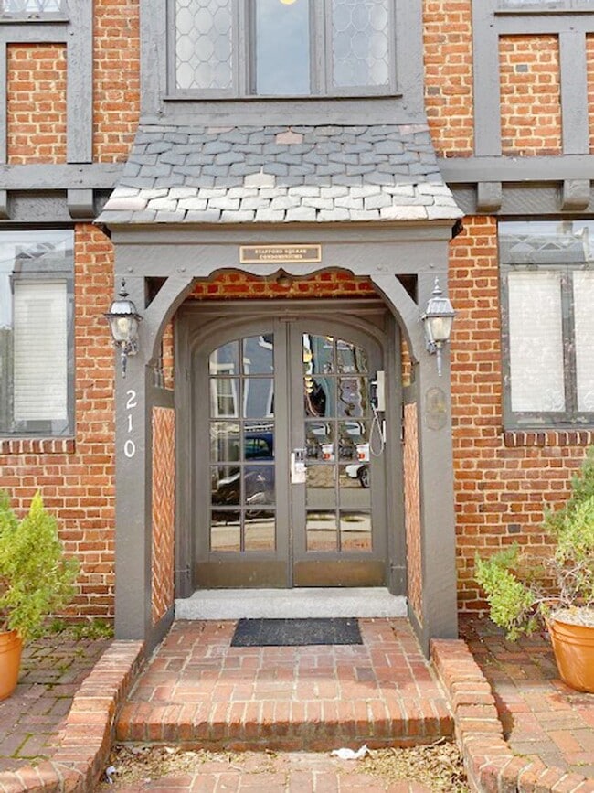 210 N Stafford Ave in Richmond, VA - Building Photo - Building Photo