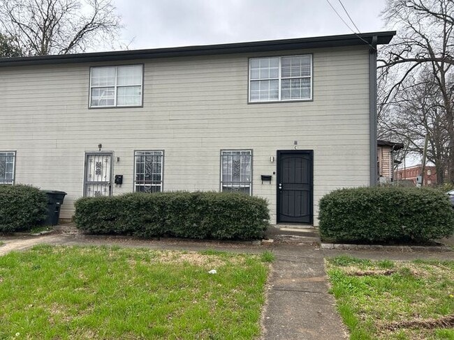 property at 1100 Cotton Ave SW