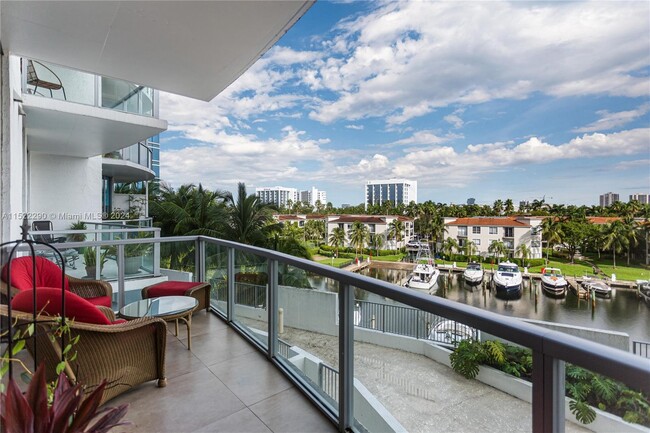 3029 NE 188th St, Unit 403 in Aventura, FL - Foto de edificio - Building Photo