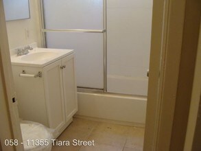 11355 Tiara St in North Hollywood, CA - Building Photo - Building Photo