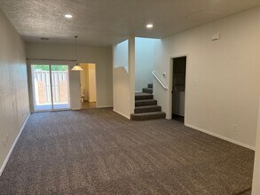 205 San Clemente Ave NW in Albuquerque, NM - Building Photo - Building Photo