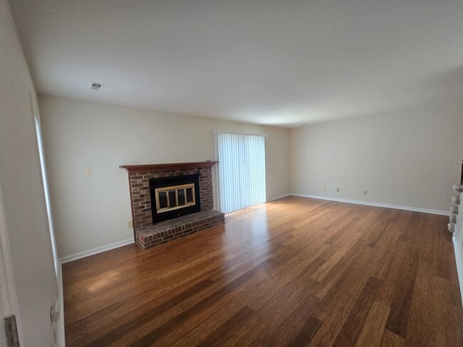 151 Clancy Cir in Cary, NC - Building Photo - Building Photo