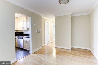 2832 Hartford St SE-Unit -103 in Washington, DC - Building Photo - Building Photo