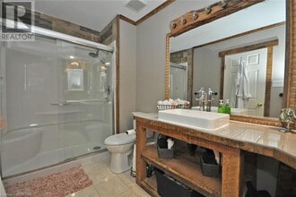 111 Masonville Cres in London, ON - Building Photo - Building Photo