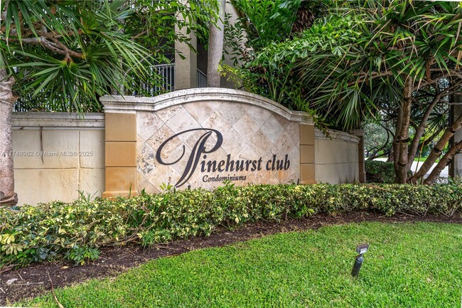 450 S Park Rd in Hollywood, FL - Building Photo - Building Photo