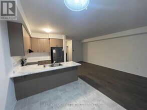 15 Peach St in Thorold, ON - Building Photo - Building Photo