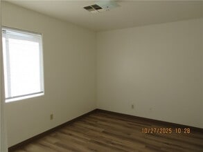 1403 E Andy Devine Ave in Kingman, AZ - Building Photo - Building Photo