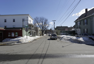 159 Oak St in Lewiston, ME - Building Photo - Building Photo