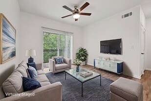 Brookside Gardens in Houston, TX - Building Photo