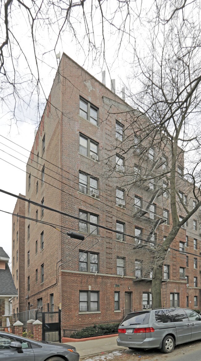 87-24 115TH ST in Jamaica, NY - Foto de edificio - Building Photo
