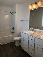 5884 36th St S in Fargo, ND - Building Photo - Building Photo