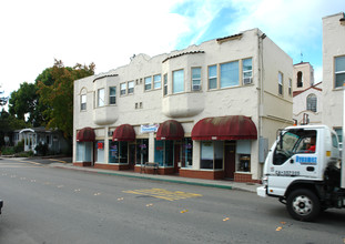 Casa Adobe Apartments in Martinez, CA - Building Photo - Building Photo